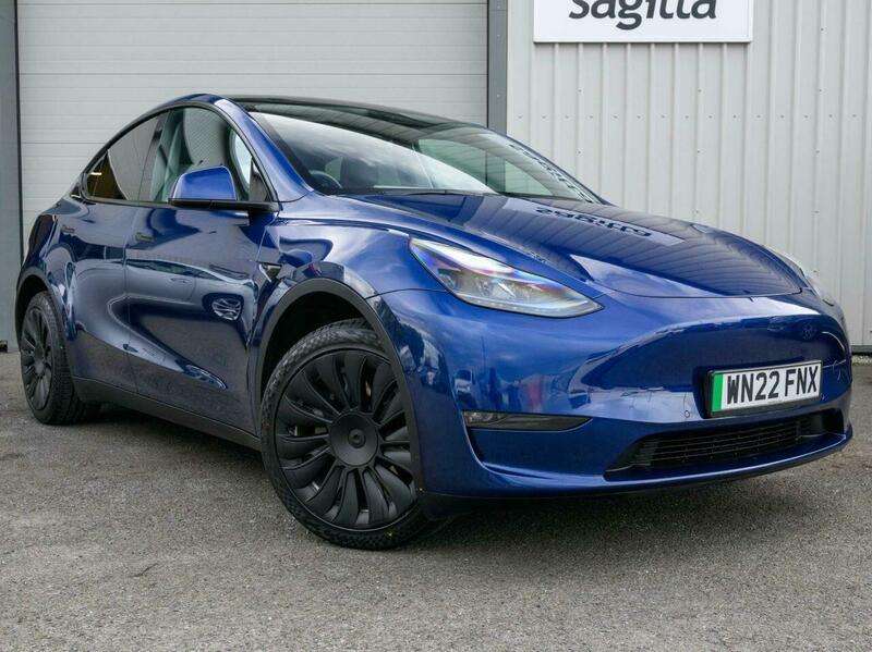 A 2022 TESLA MODEL Y (Dual Motor) Long Range SUV 5dr Electric Auto 4WDE (384 bhp) A 2022 TESLA MODEL Y (Dual Motor) Long Range SUV 5dr Electric Auto 4WDE (384 bhp)