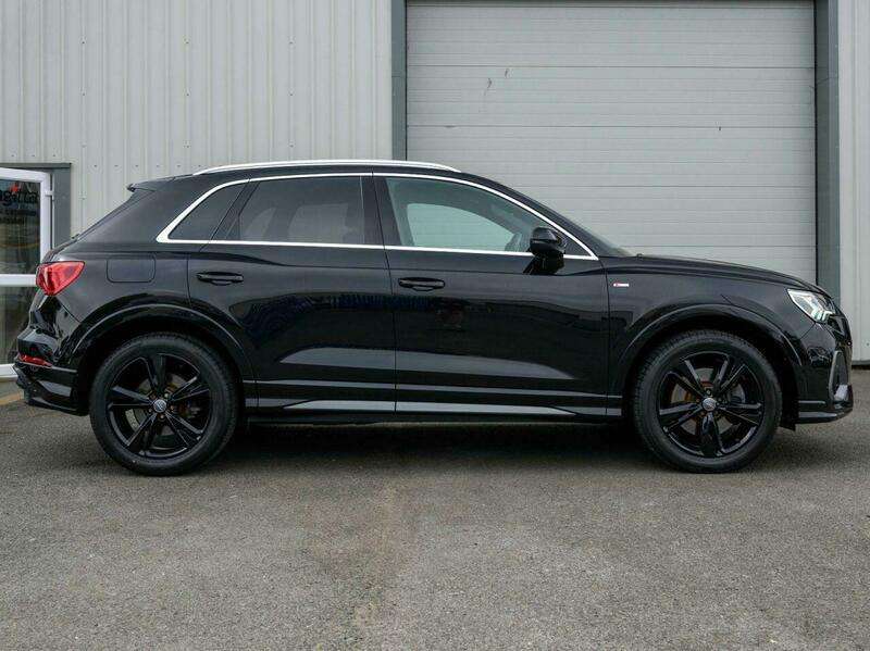 2019 AUDI Q3 2019 AUDI Q3