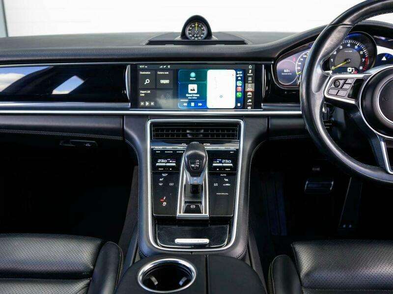 2018 PORSCHE PANAMERA 2018 PORSCHE PANAMERA