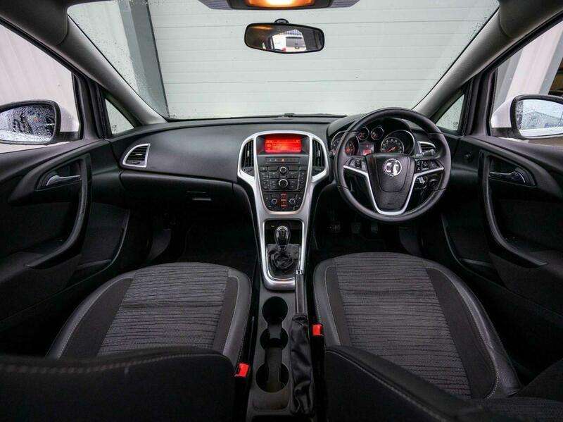 2015 VAUXHALL ASTRA 2015 VAUXHALL ASTRA