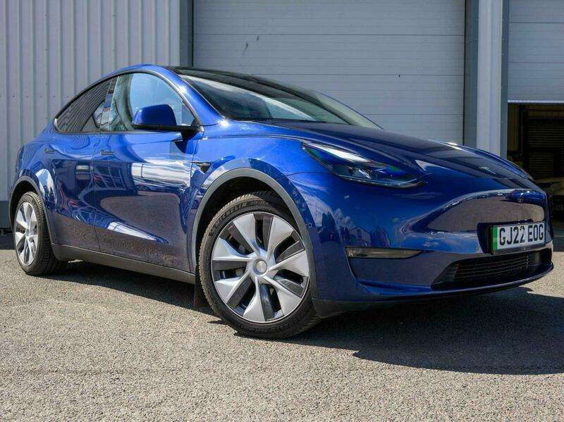 A 2022 TESLA MODEL Y (Dual Motor) Long Range SUV 5dr Electric Auto 4WDE (384 bhp) A 2022 TESLA MODEL Y (Dual Motor) Long Range SUV 5dr Electric Auto 4WDE (384 bhp)