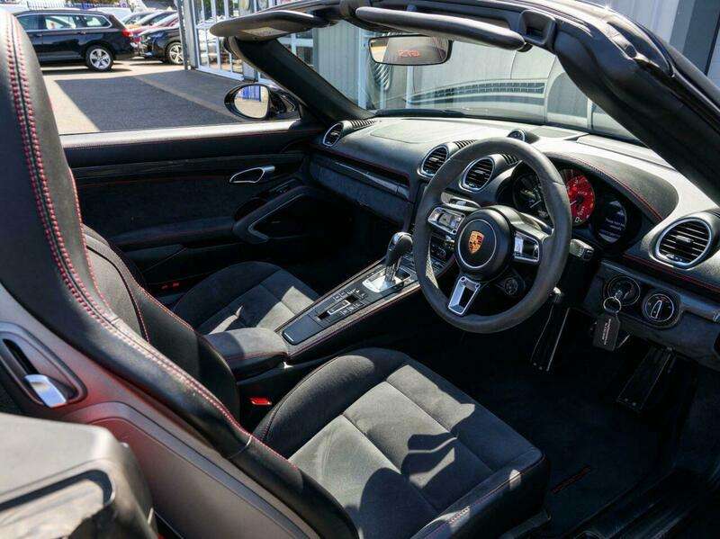 2018 PORSCHE BOXSTER 2018 PORSCHE BOXSTER