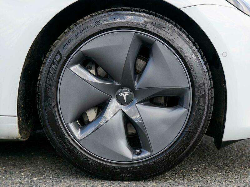 2020 TESLA MODEL 3 2020 TESLA MODEL 3