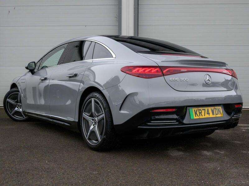 A 2024 MERCEDES-BENZ E CLASS EQE 300 89kWh AMG Line (Premium) Saloon 4dr Electric Auto (245 ps) A 2024 MERCEDES-BENZ E CLASS EQE 300 89kWh AMG Line (Premium) Saloon 4dr Electric Auto (245 ps)