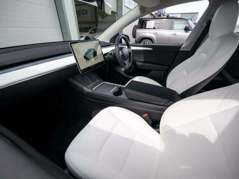 2022 TESLA MODEL Y 2022 TESLA MODEL Y