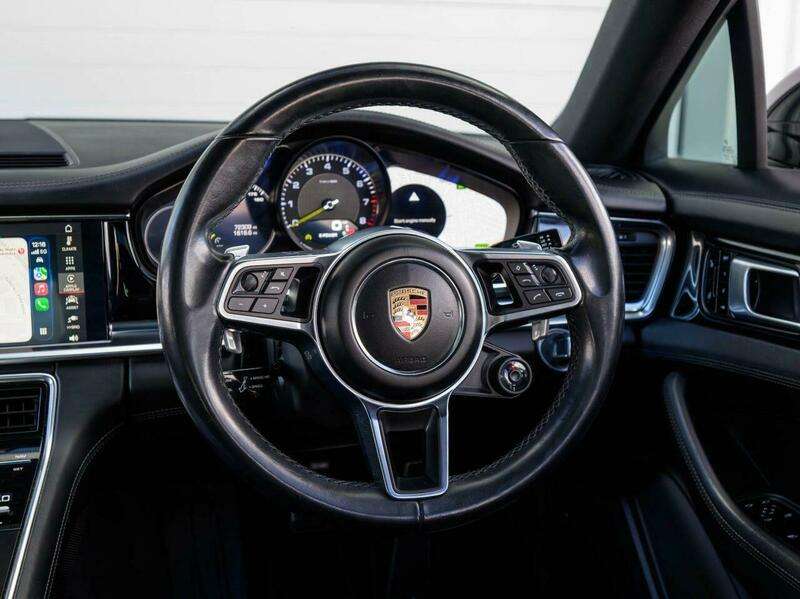 2018 PORSCHE PANAMERA 2018 PORSCHE PANAMERA