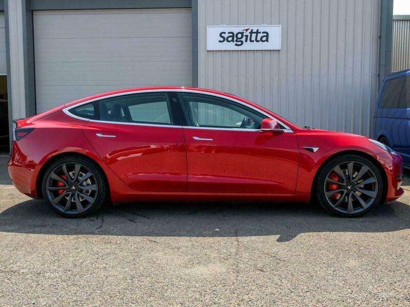 A 2020 TESLA MODEL 3 (Dual Motor) Performance Saloon 4dr Electric Auto 4WDE (Performance Upgrade) (449 bhp) A 2020 TESLA MODEL 3 (Dual Motor) Performance Saloon 4dr Electric Auto 4WDE (Performance Upgrade) (449 bhp)