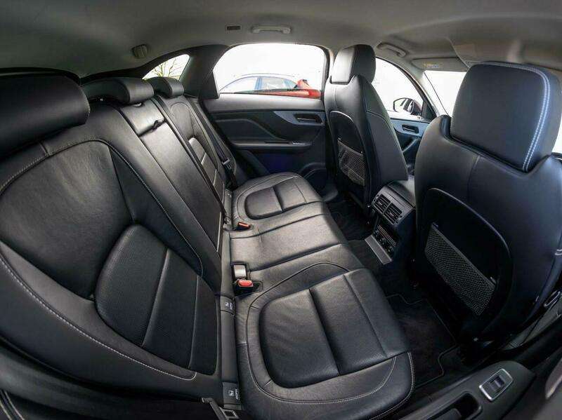 2017 JAGUAR F-PACE 2017 JAGUAR F-PACE