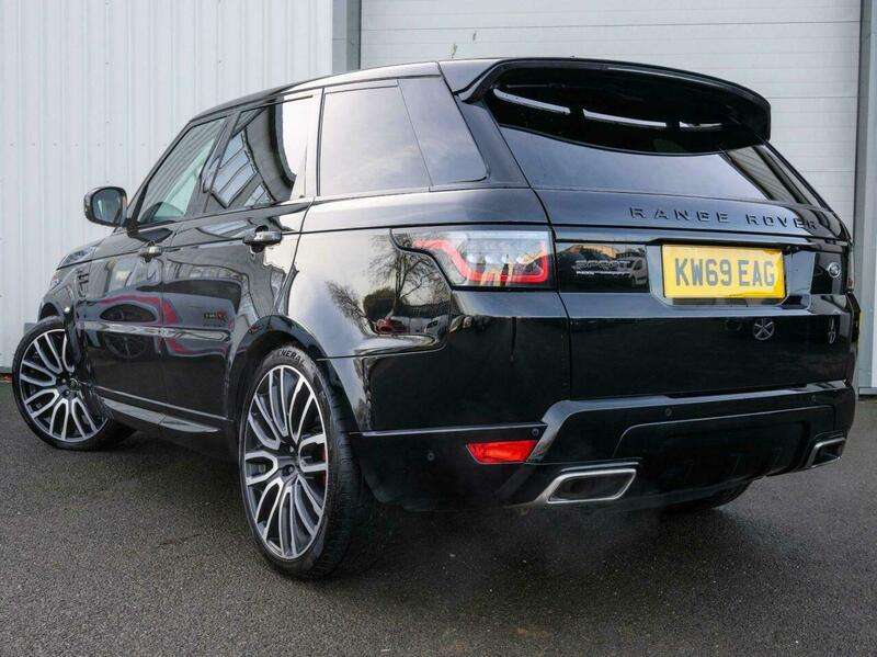 A 2019 LAND ROVER RANGE ROVER SPORT 2.0 P400e 13.1kWh GPF Autobiography Dynamic SUV 5dr Petrol Plug-in Hybrid Auto 4WD Euro 6 (s/s) (404 ps) A 2019 LAND ROVER RANGE ROVER SPORT 2.0 P400e 13.1kWh GPF Autobiography Dynamic SUV 5dr Petrol Plug-in Hybrid Auto 4WD Euro 6 (s/s) (404 ps)