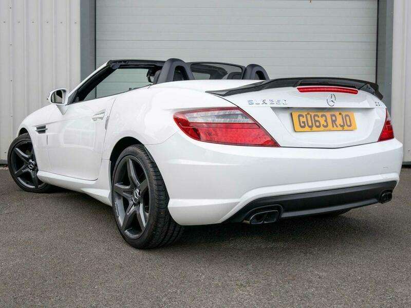 A 2013 MERCEDES-BENZ CLS 2.1 SLK250 CDI AMG Sport Convertible 2dr Diesel G-Tronic+ Euro 5 (s/s) (204 ps) A 2013 MERCEDES-BENZ CLS 2.1 SLK250 CDI AMG Sport Convertible 2dr Diesel G-Tronic+ Euro 5 (s/s) (204 ps)