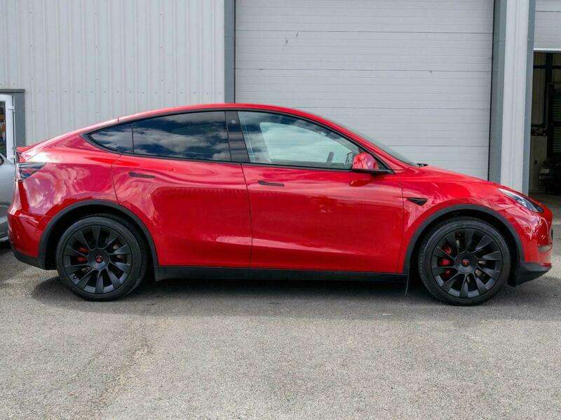 A 2022 TESLA MODEL Y (Dual Motor) Long Range SUV 5dr Electric Auto 4WDE (384 bhp) A 2022 TESLA MODEL Y (Dual Motor) Long Range SUV 5dr Electric Auto 4WDE (384 bhp)