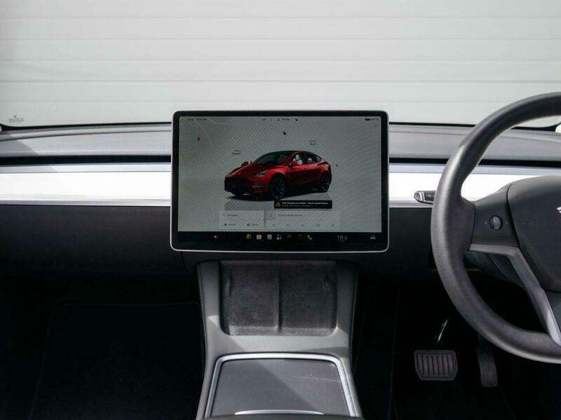 2022 TESLA MODEL Y 2022 TESLA MODEL Y