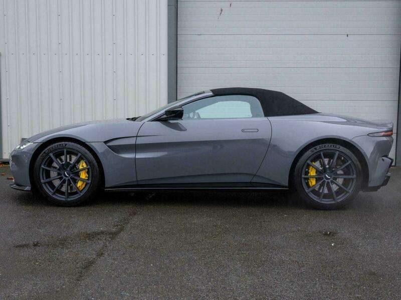 null ASTON MARTIN VANTAGE null ASTON MARTIN VANTAGE