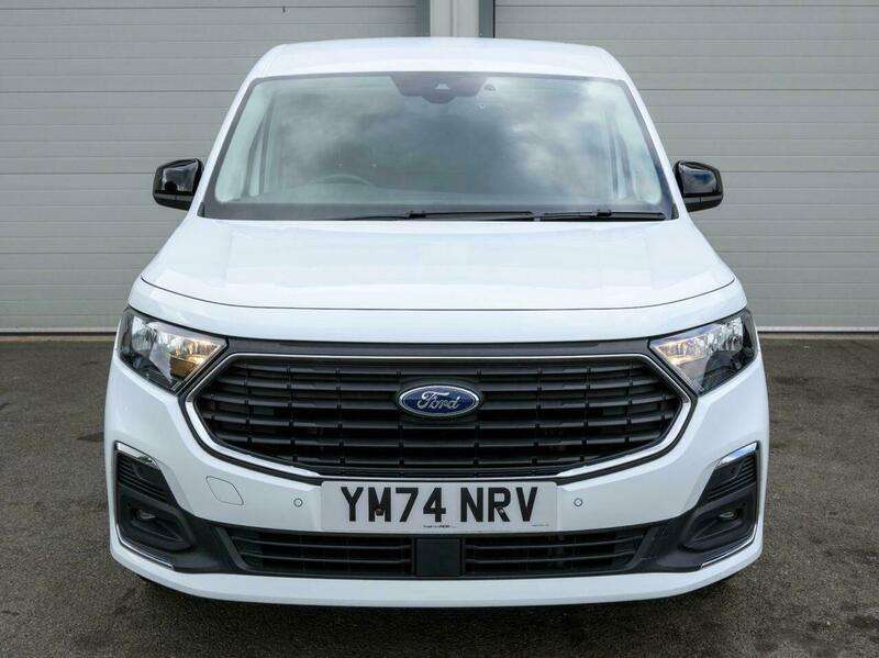 A 2025 FORD TRANSIT CONNECT 2l AUTO 121 BHP A 2025 FORD TRANSIT CONNECT 2l AUTO 121 BHP