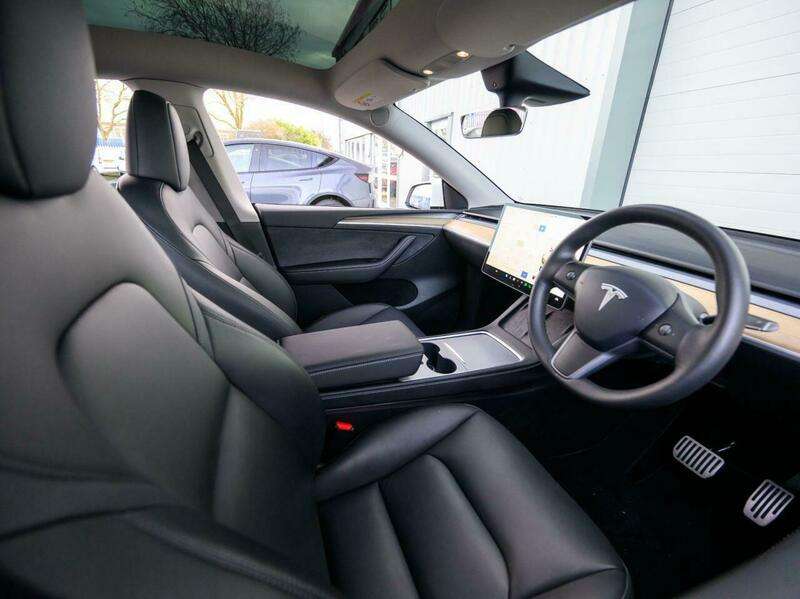 2022 TESLA MODEL Y 2022 TESLA MODEL Y
