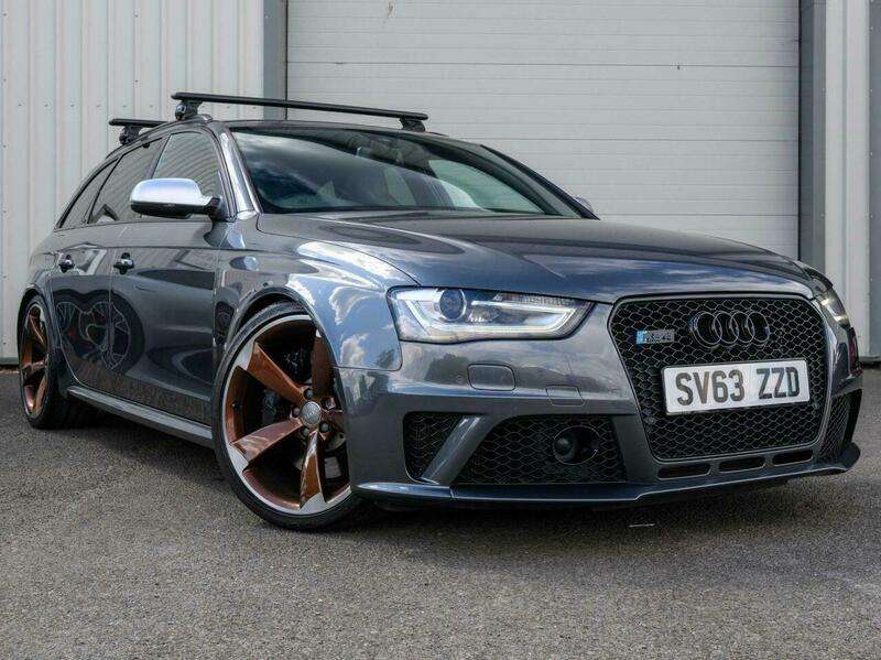 A 2013 AUDI RS4 4.2 FSI V8 Estate 5dr Petrol S Tronic quattro Euro 5 (450 ps) A 2013 AUDI RS4 4.2 FSI V8 Estate 5dr Petrol S Tronic quattro Euro 5 (450 ps)