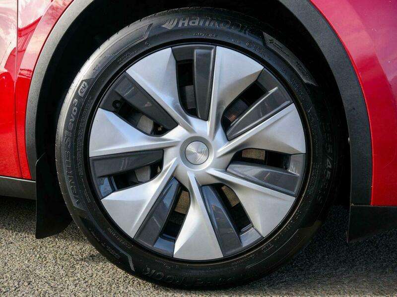 2023 TESLA MODEL Y 2023 TESLA MODEL Y