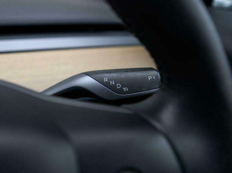 2019 TESLA MODEL 3 2019 TESLA MODEL 3