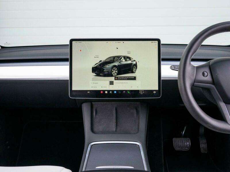 2022 TESLA MODEL Y 2022 TESLA MODEL Y