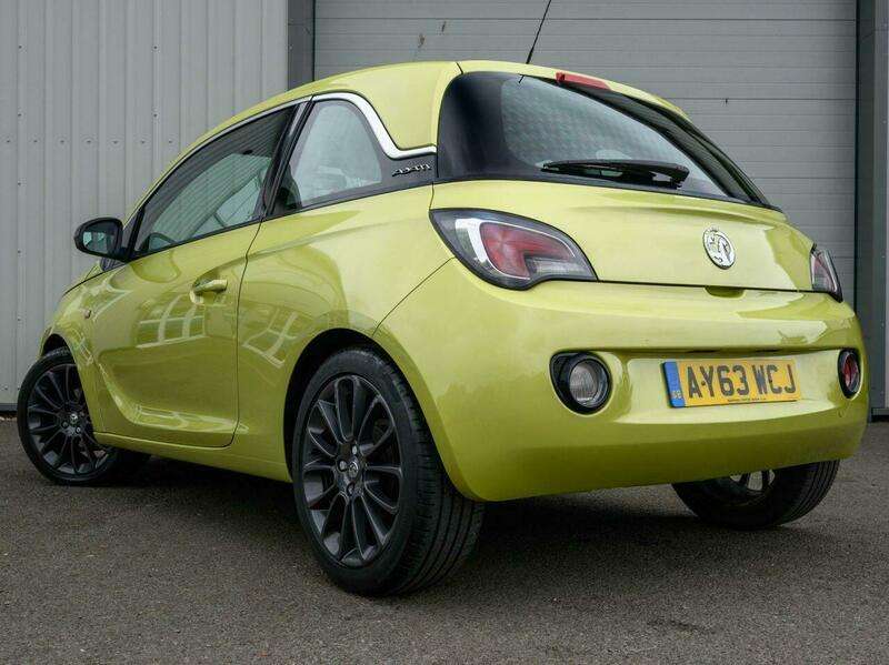 A 2013 VAUXHALL ADAM 1.2 16v GLAM Hatchback 3dr Petrol Manual Euro 5 (70 ps) A 2013 VAUXHALL ADAM 1.2 16v GLAM Hatchback 3dr Petrol Manual Euro 5 (70 ps)