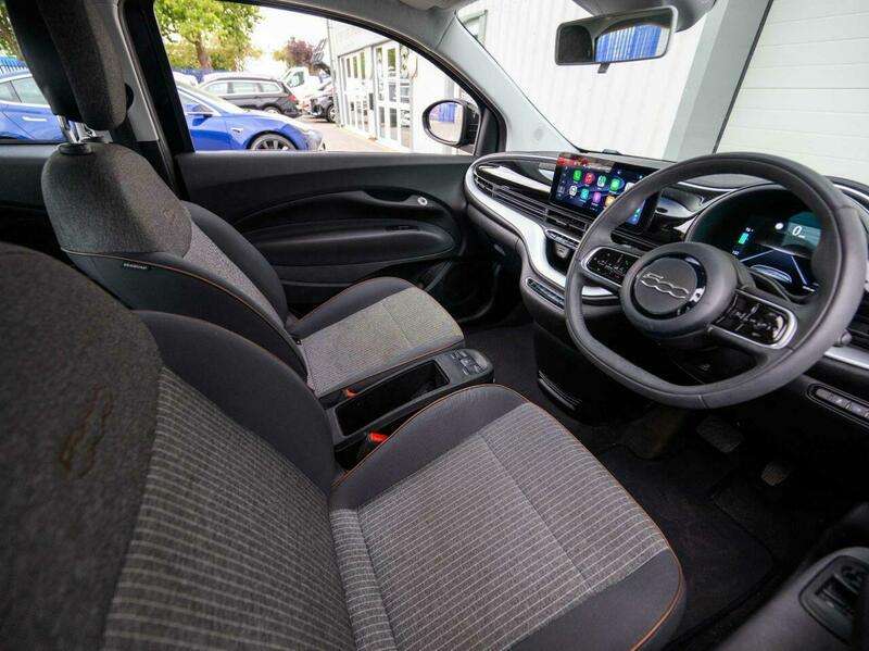 2022 FIAT 500 2022 FIAT 500