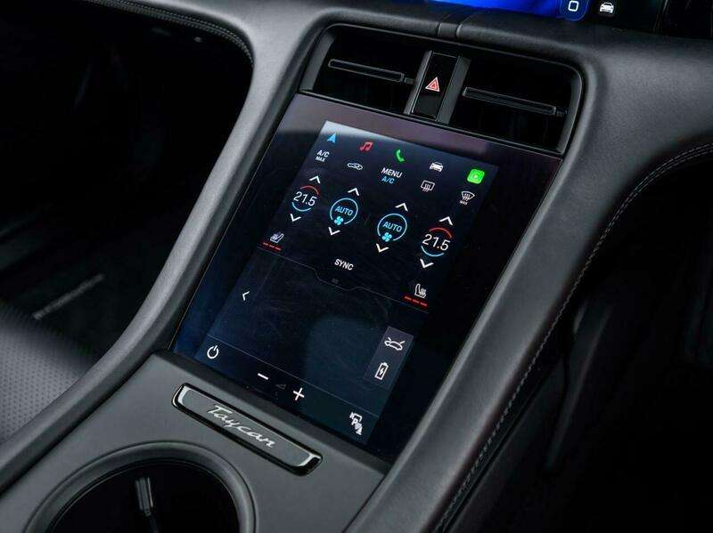 2022 PORSCHE TAYCAN 2022 PORSCHE TAYCAN