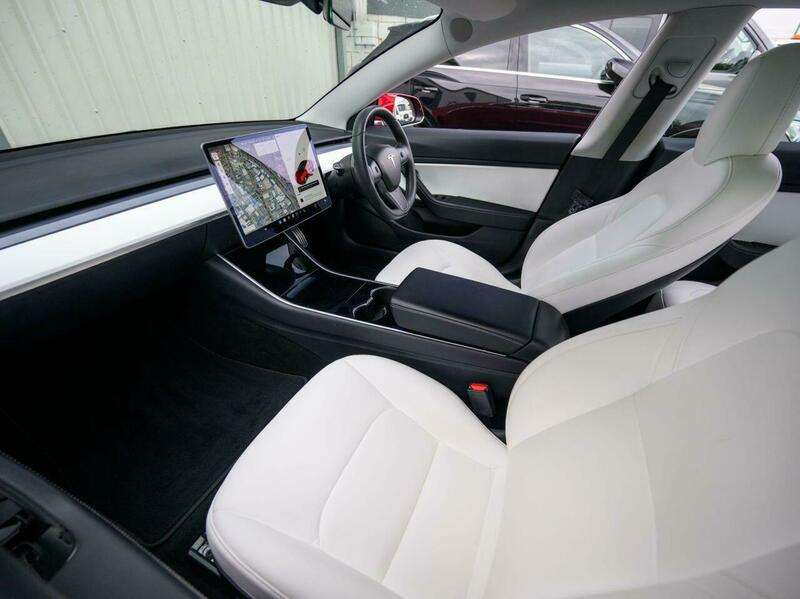 2019 TESLA MODEL 3 2019 TESLA MODEL 3