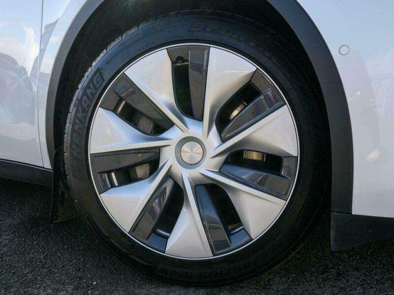 2022 TESLA MODEL Y 2022 TESLA MODEL Y