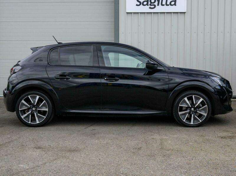 2021 PEUGEOT 208 2021 PEUGEOT 208