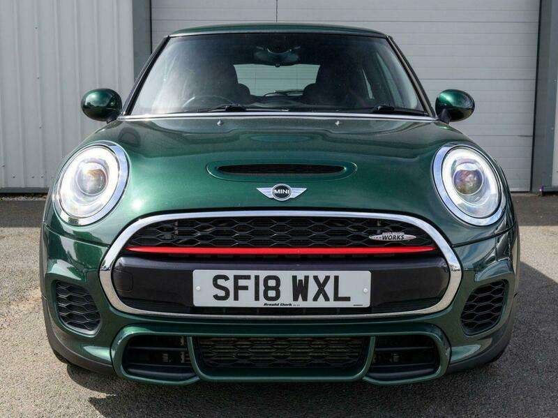 A 2018 MINI HATCH 2.0 John Cooper Works Hatchback 3dr Petrol Auto 8 Spd Euro 6 (s/s) (231 ps) A 2018 MINI HATCH 2.0 John Cooper Works Hatchback 3dr Petrol Auto 8 Spd Euro 6 (s/s) (231 ps)