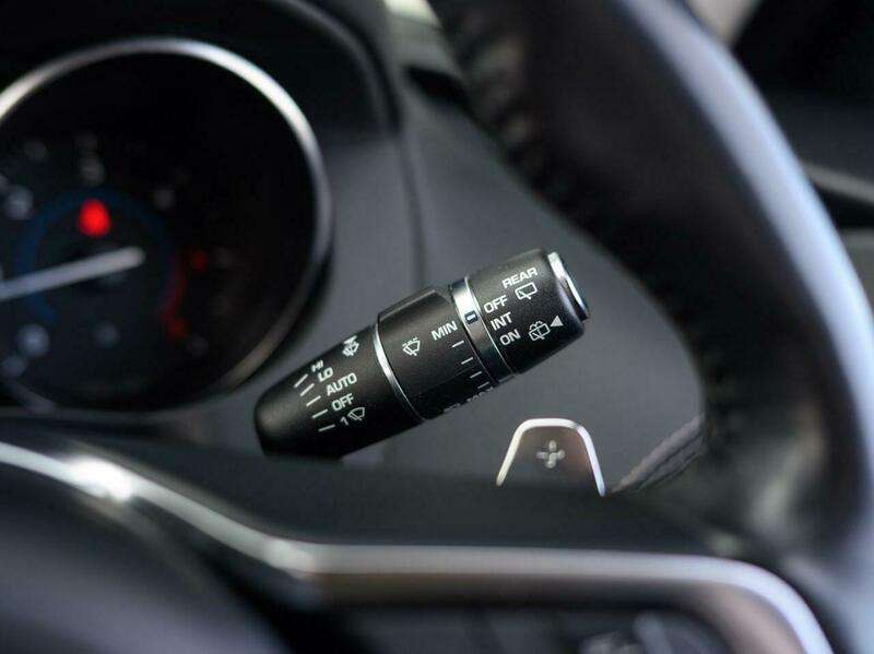 2017 JAGUAR F-PACE 2017 JAGUAR F-PACE