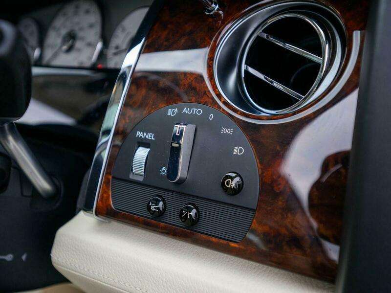 2012 ROLLS-ROYCE GHOST 2012 ROLLS-ROYCE GHOST