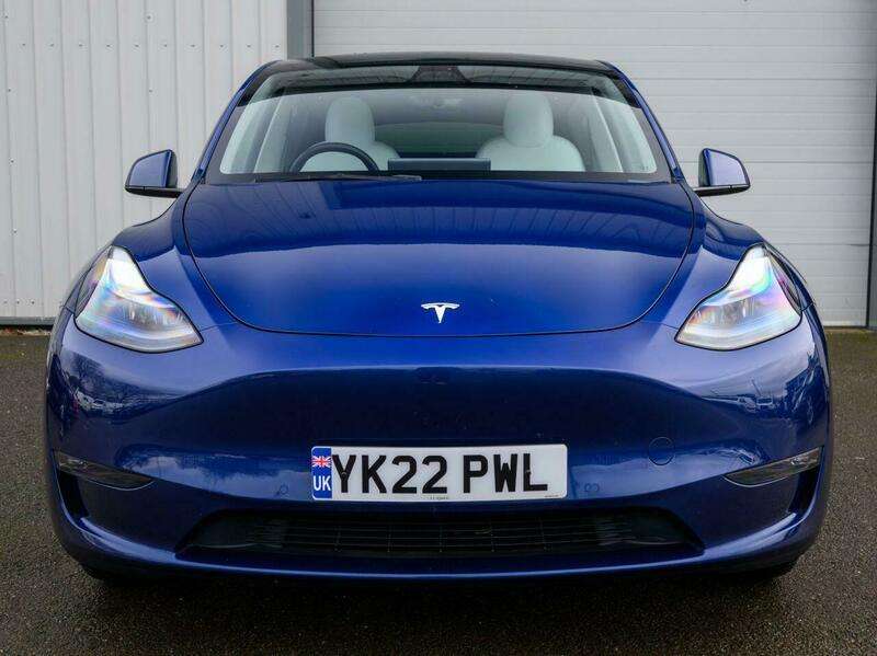 A 2022 TESLA MODEL Y (Dual Motor) Long Range SUV 5dr Electric Auto 4WDE (384 bhp) A 2022 TESLA MODEL Y (Dual Motor) Long Range SUV 5dr Electric Auto 4WDE (384 bhp)