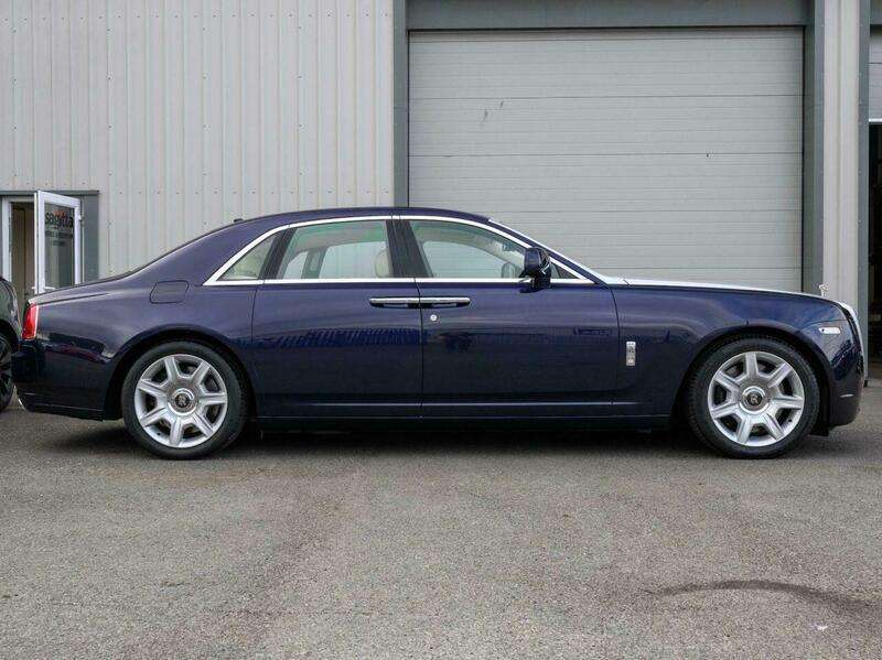 2012 ROLLS-ROYCE GHOST 2012 ROLLS-ROYCE GHOST