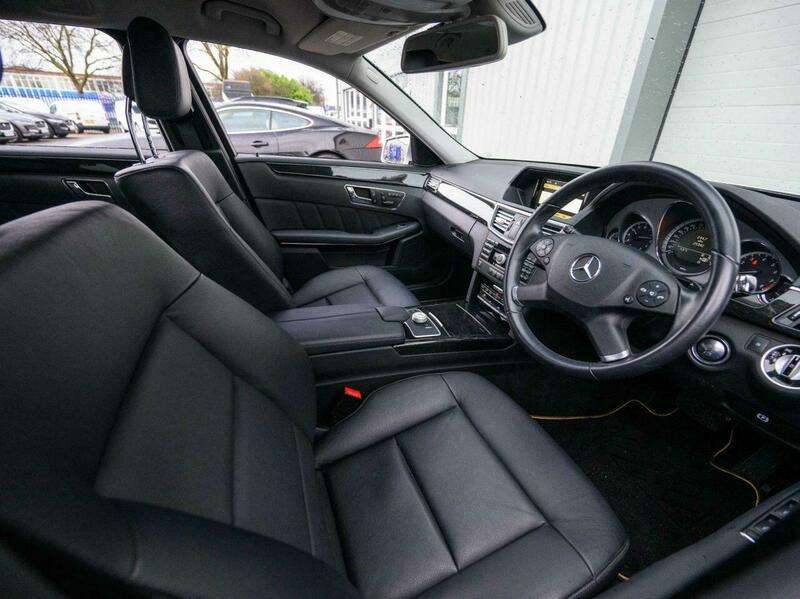 A 2010 MERCEDES-BENZ E CLASS 3.5 E350 Avantgrarde Estate 5dr Petrol G-Tronic (248 g/gm, 272 bhp) A 2010 MERCEDES-BENZ E CLASS 3.5 E350 Avantgrarde Estate 5dr Petrol G-Tronic (248 g/gm, 272 bhp)