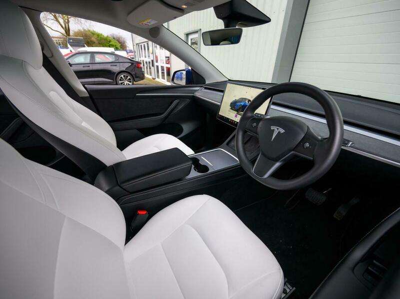 2022 TESLA MODEL Y 2022 TESLA MODEL Y