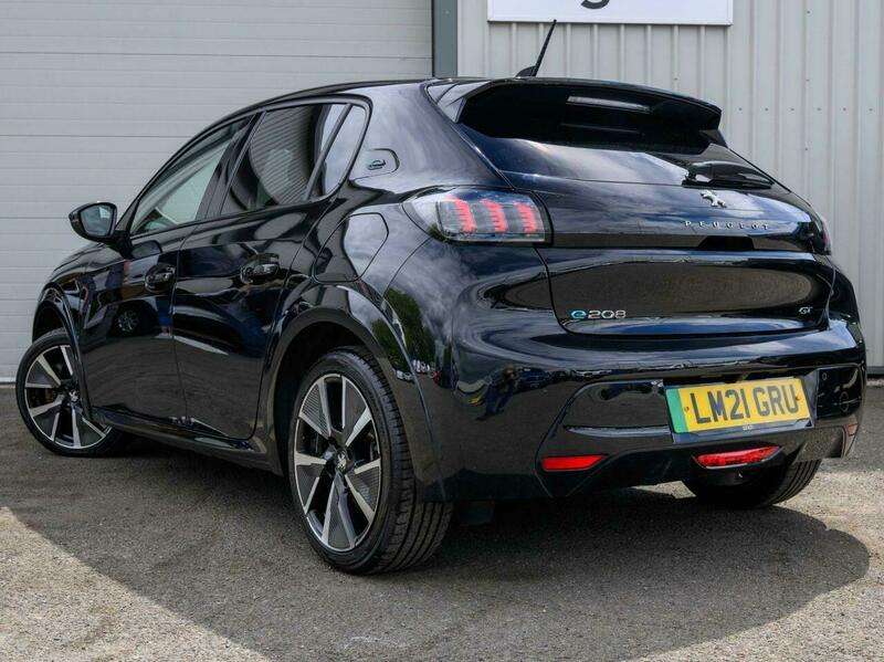 A 2021 PEUGEOT 208 50kWh GT Premium Hatchback 5dr Electric Auto (136 ps) A 2021 PEUGEOT 208 50kWh GT Premium Hatchback 5dr Electric Auto (136 ps)