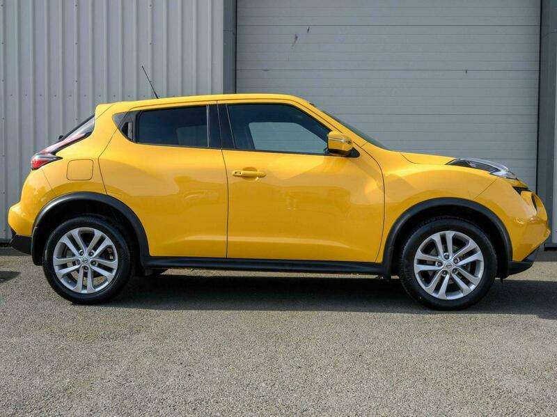 A 2016 NISSAN JUKE 1.2 DIG-T N-Connecta SUV 5dr Petrol Manual Euro 6 (s/s) (115 ps) A 2016 NISSAN JUKE 1.2 DIG-T N-Connecta SUV 5dr Petrol Manual Euro 6 (s/s) (115 ps)