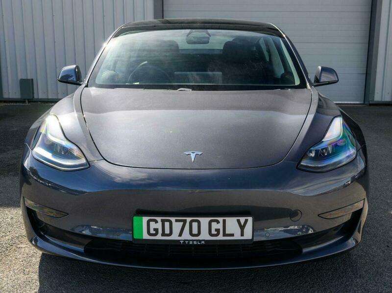A 2020 TESLA MODEL 3 (Dual Motor) Long Range Saloon 4dr Electric Auto 4WDE (346 ps) A 2020 TESLA MODEL 3 (Dual Motor) Long Range Saloon 4dr Electric Auto 4WDE (346 ps)