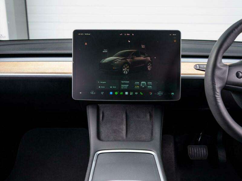 2022 TESLA MODEL Y 2022 TESLA MODEL Y