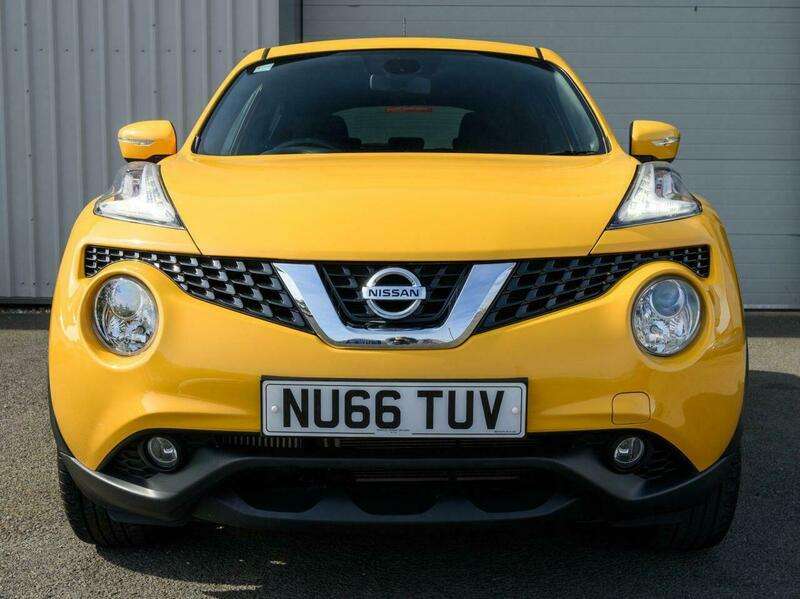 A 2016 NISSAN JUKE 1.2 DIG-T N-Connecta SUV 5dr Petrol Manual Euro 6 (s/s) (115 ps) A 2016 NISSAN JUKE 1.2 DIG-T N-Connecta SUV 5dr Petrol Manual Euro 6 (s/s) (115 ps)