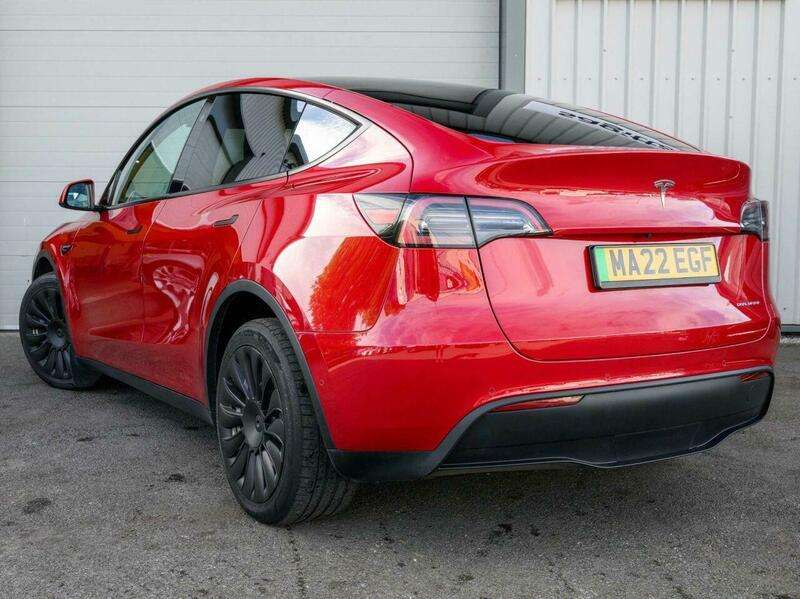 A 2022 TESLA MODEL Y (Dual Motor) Long Range SUV 5dr Electric Auto 4WDE (384 bhp) A 2022 TESLA MODEL Y (Dual Motor) Long Range SUV 5dr Electric Auto 4WDE (384 bhp)
