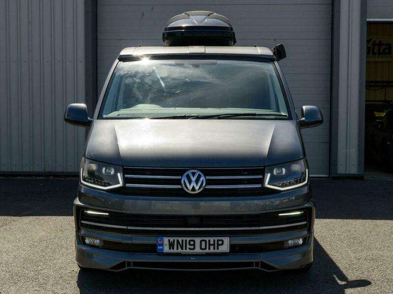A 2019 VOLKSWAGEN TRANSPORTER 2.0 TDI T30 Window Van 4dr Diesel DSG FWD SWB Euro 6 (s/s) (150 ps) A 2019 VOLKSWAGEN TRANSPORTER 2.0 TDI T30 Window Van 4dr Diesel DSG FWD SWB Euro 6 (s/s) (150 ps)