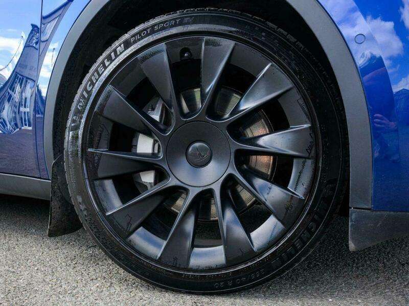 2021 TESLA MODEL Y 2021 TESLA MODEL Y