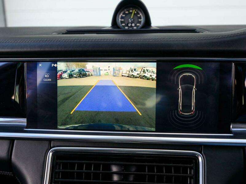 2018 PORSCHE PANAMERA 2018 PORSCHE PANAMERA