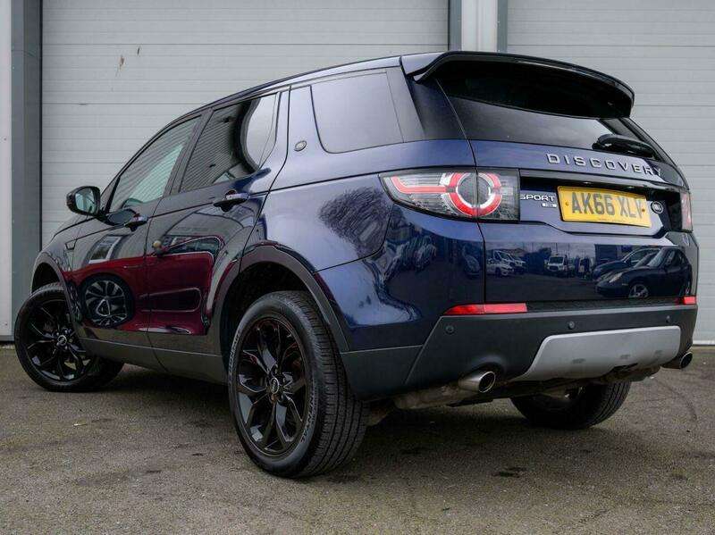 A 2016 LAND ROVER DISCOVERY SPORT 2.0 TD4 HSE SUV 5dr Diesel Manual 4WD Euro 6 (s/s) (180 ps) A 2016 LAND ROVER DISCOVERY SPORT 2.0 TD4 HSE SUV 5dr Diesel Manual 4WD Euro 6 (s/s) (180 ps)