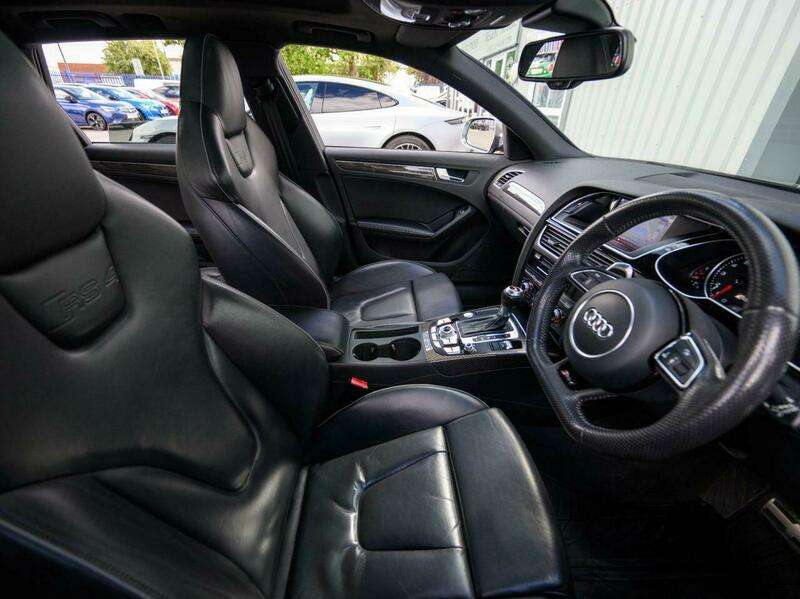 2013 AUDI RS4 2013 AUDI RS4