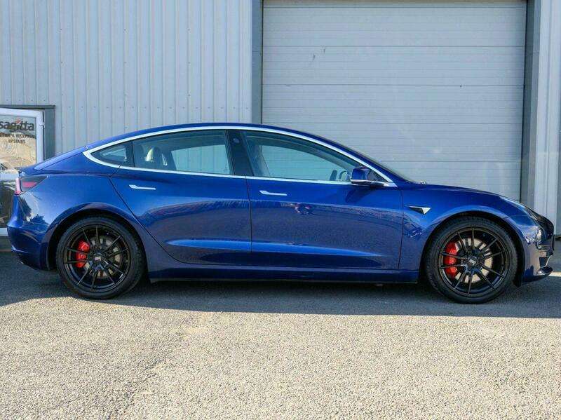 2020 TESLA MODEL 3 2020 TESLA MODEL 3