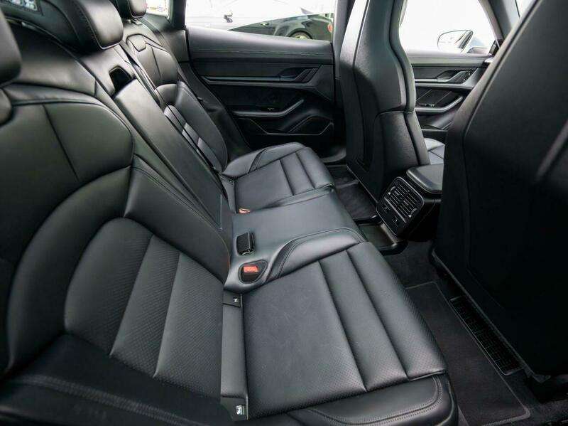 2022 PORSCHE TAYCAN 2022 PORSCHE TAYCAN