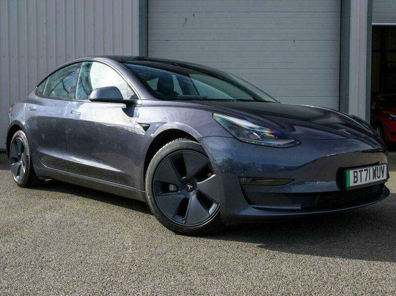 A 2021 TESLA MODEL 3 (Dual Motor) Long Range Saloon 4dr Electric Auto 4WDE (346 ps) A 2021 TESLA MODEL 3 (Dual Motor) Long Range Saloon 4dr Electric Auto 4WDE (346 ps)